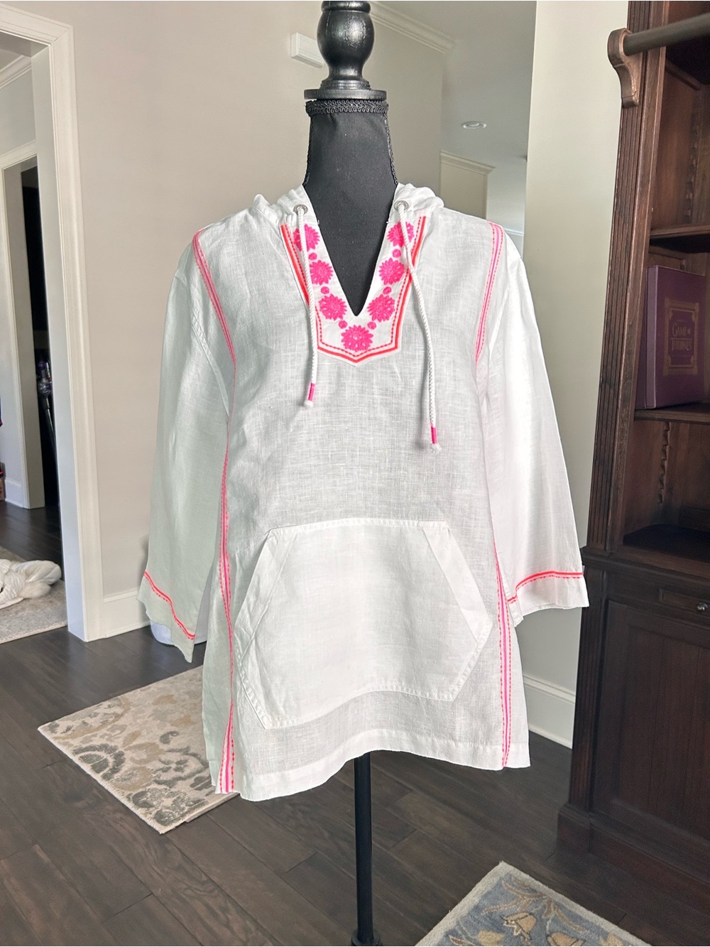 Tommy Bahama linen hooded embroidered tunic